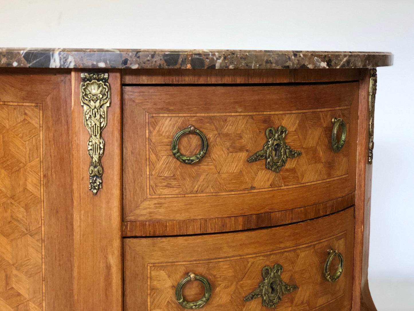 Crescent-shaped chest of drawers. Napoleon III