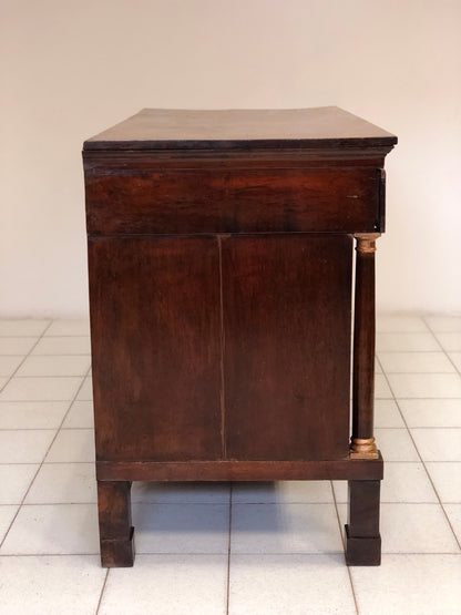 Empire chest of drawers in walnut. Milan