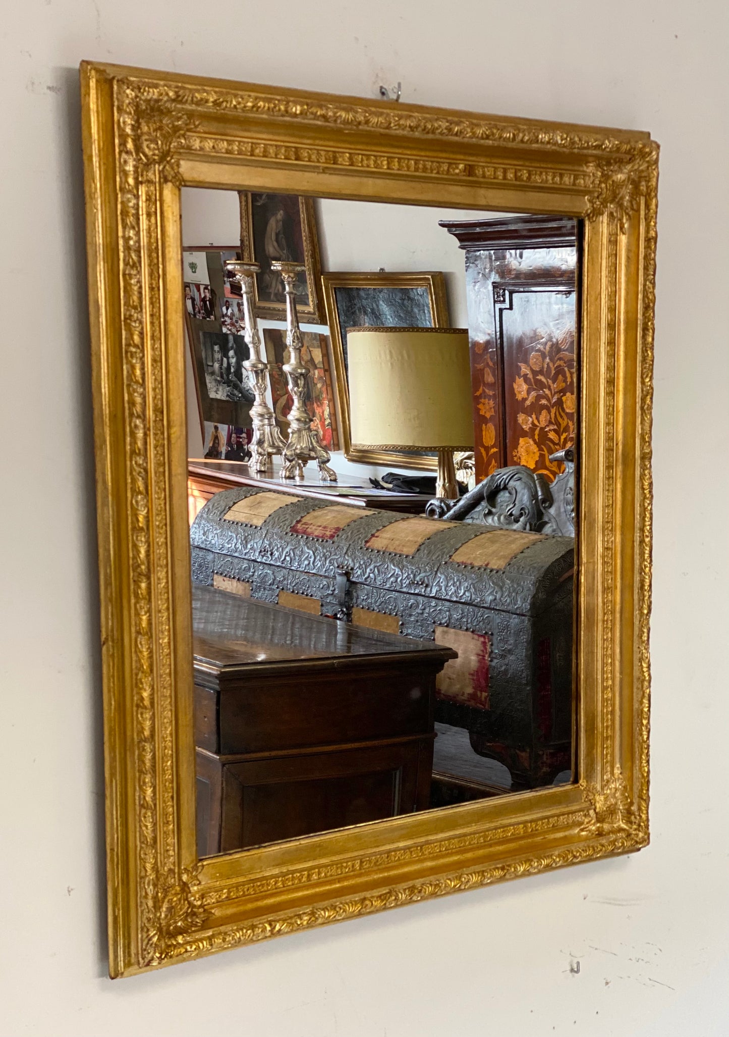 Lombard mirror in carved and gilded wood, mid-19th century