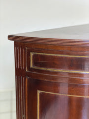 Credenza a demilune . Francia XIX secolo