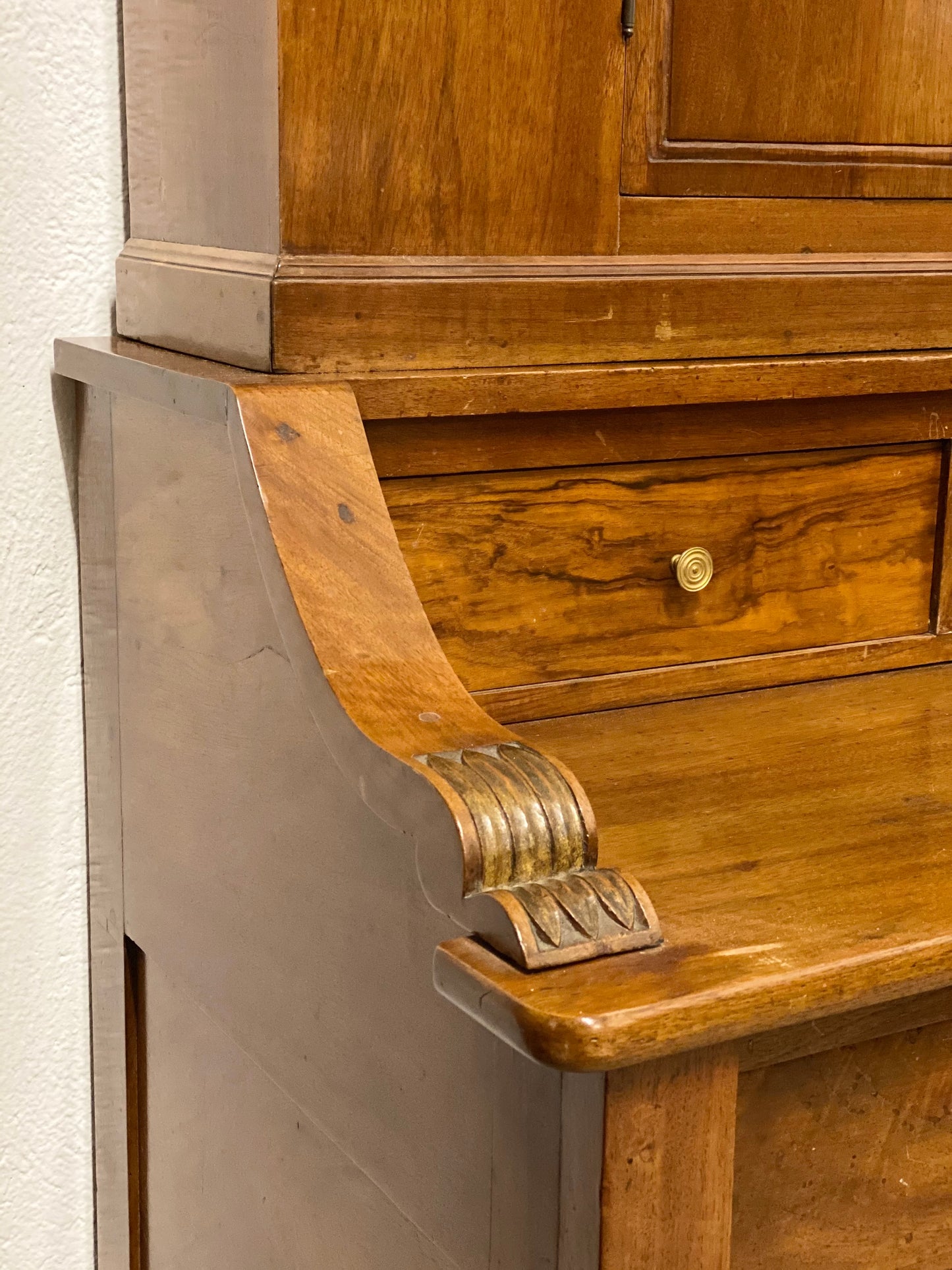 Walnut trumeau. Lucca Siena early 19th century