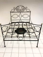 Letto in ferro battuto . XIX secolo
