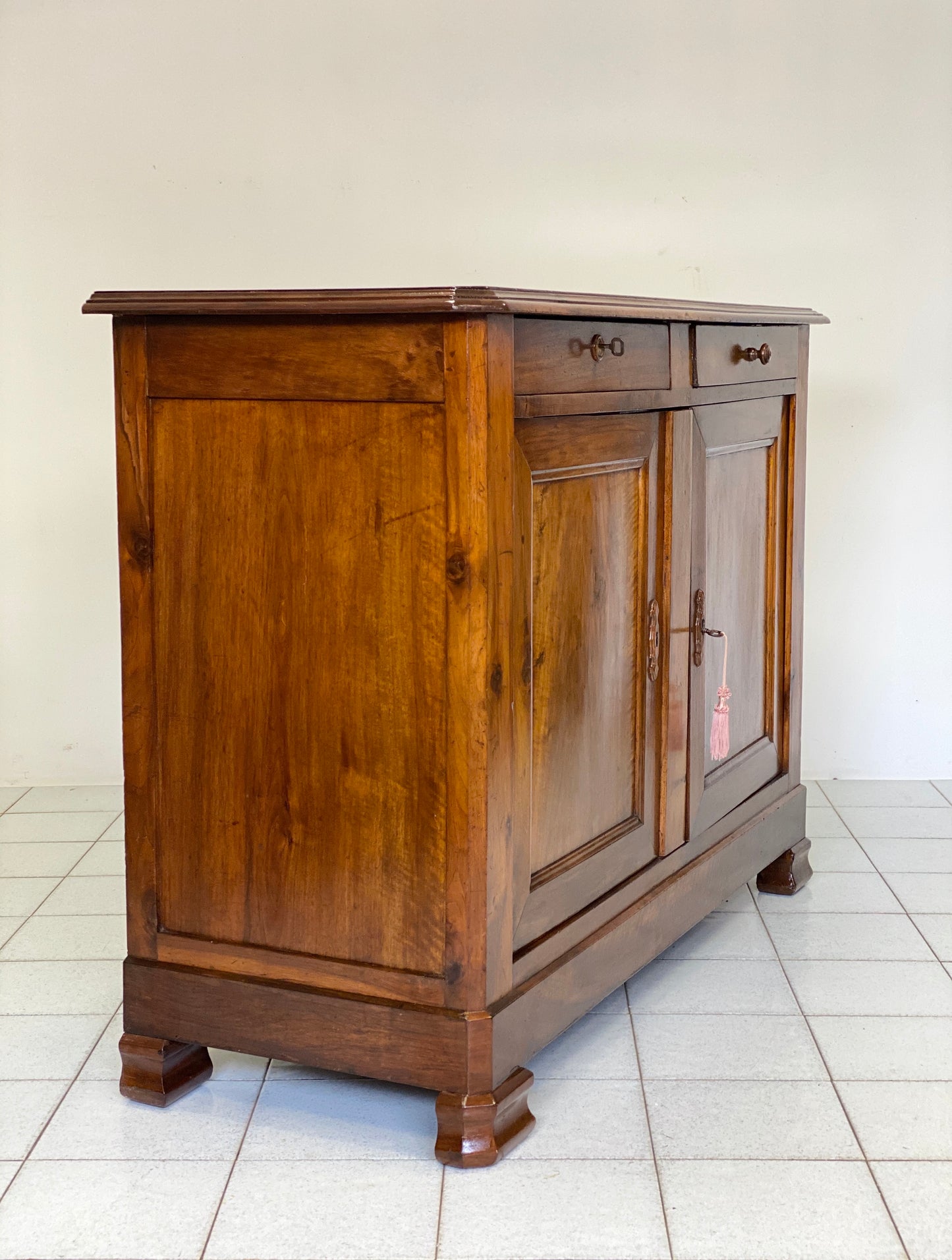 Credenza in noce metà 800 restaurata