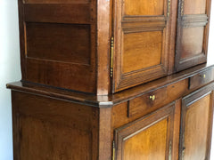 Credenza libreria restaurata . XVIII secolo
