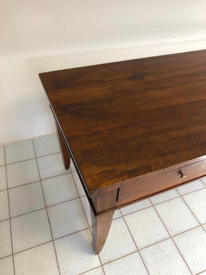 Louis XVI walnut table. Emilia late 18th century