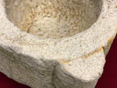 Mortaio in marmo di grandi dimensioni
